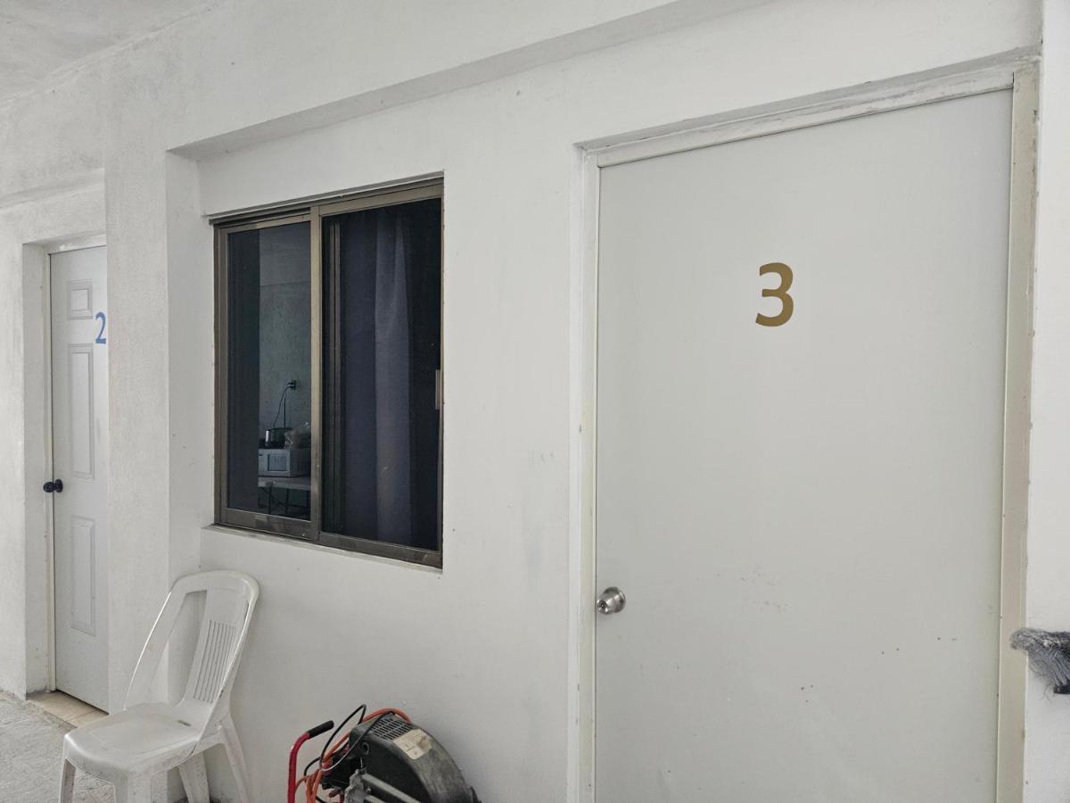 El Padrino Hostel Акумал Екстериор снимка