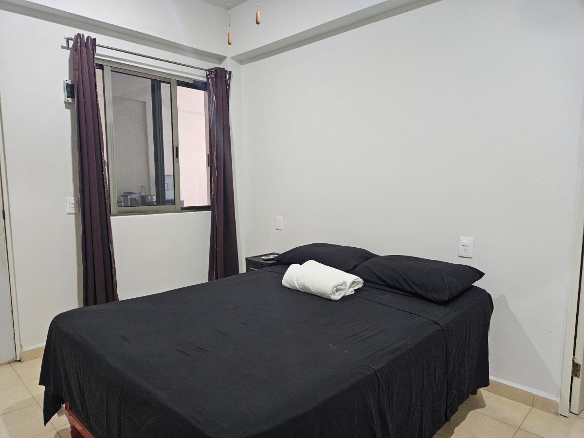 El Padrino Hostel Акумал Екстериор снимка
