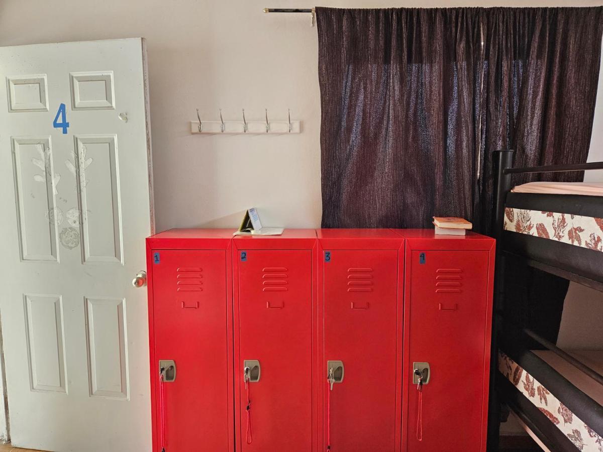 El Padrino Hostel Акумал Екстериор снимка