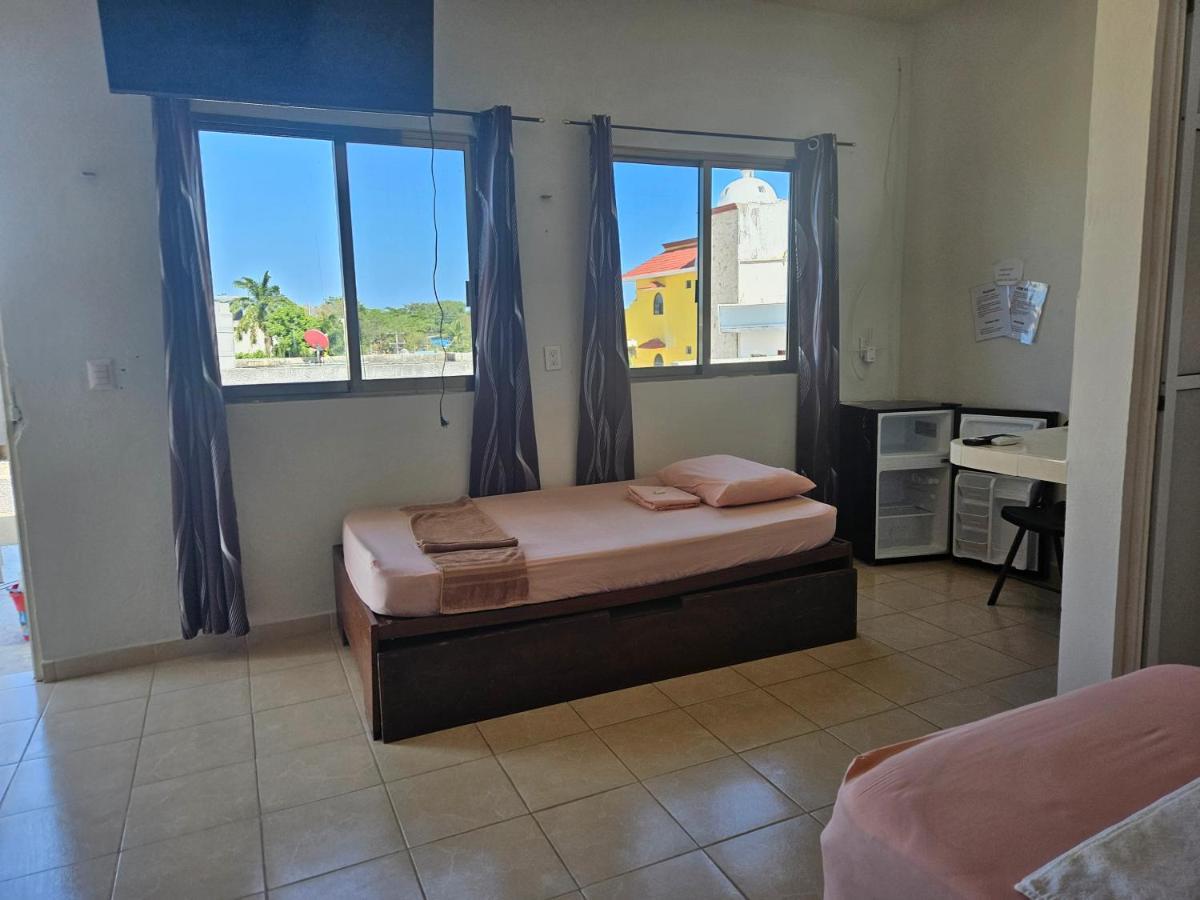 El Padrino Hostel Акумал Екстериор снимка